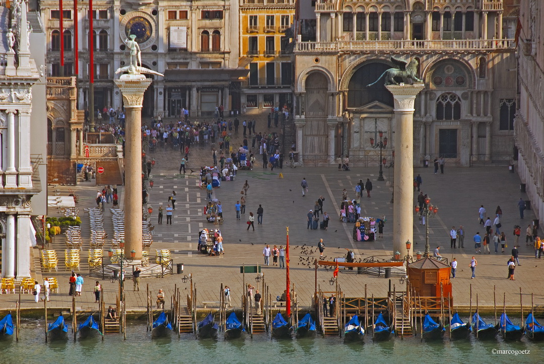 PIAZZA SAN MARCO VENEDIG ITALIEN 2 